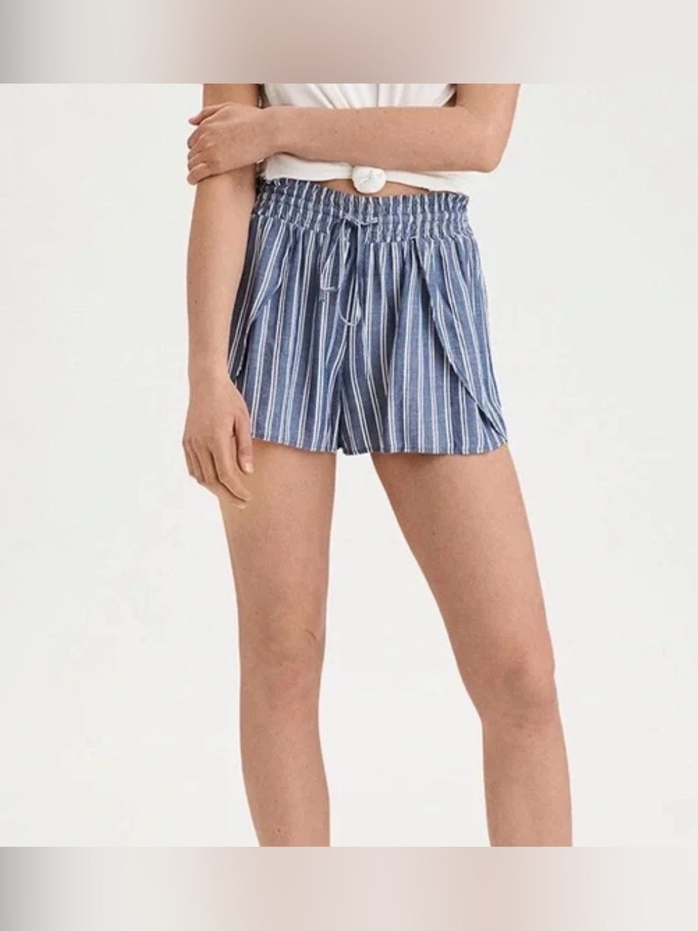 American Eagle Dolphin Shorts Womens XS Blue White Striped Flowy Drawstring